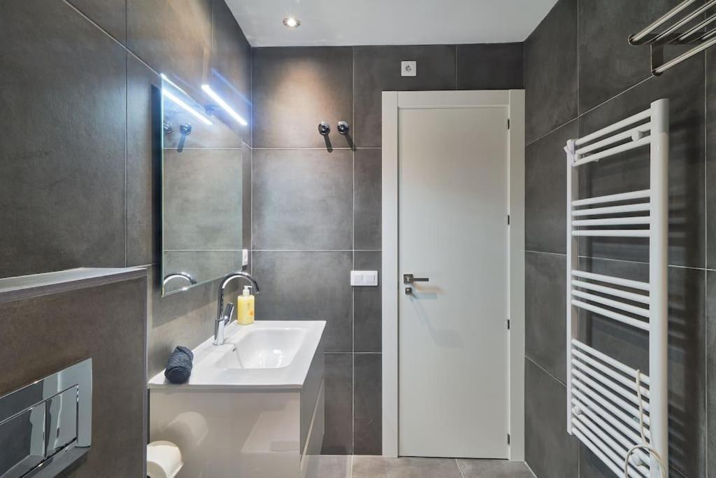 Superbe Appartement Avec Jaccuzi Marbella Exterior photo