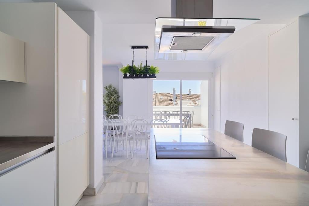 Superbe Appartement Avec Jaccuzi Marbella Exterior photo