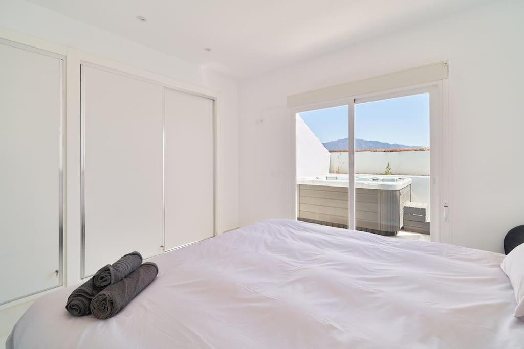 Superbe Appartement Avec Jaccuzi Marbella Exterior photo