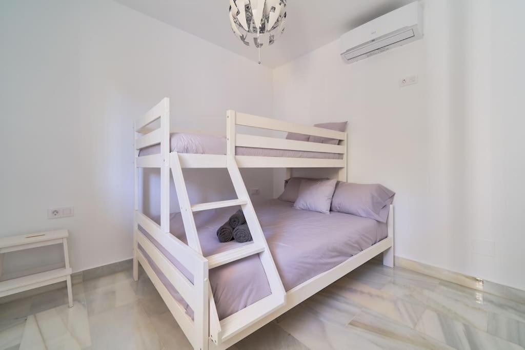 Superbe Appartement Avec Jaccuzi Marbella Exterior photo