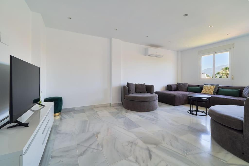 Superbe Appartement Avec Jaccuzi Marbella Exterior photo