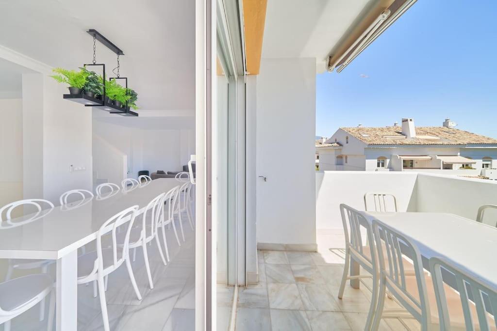 Superbe Appartement Avec Jaccuzi Marbella Exterior photo